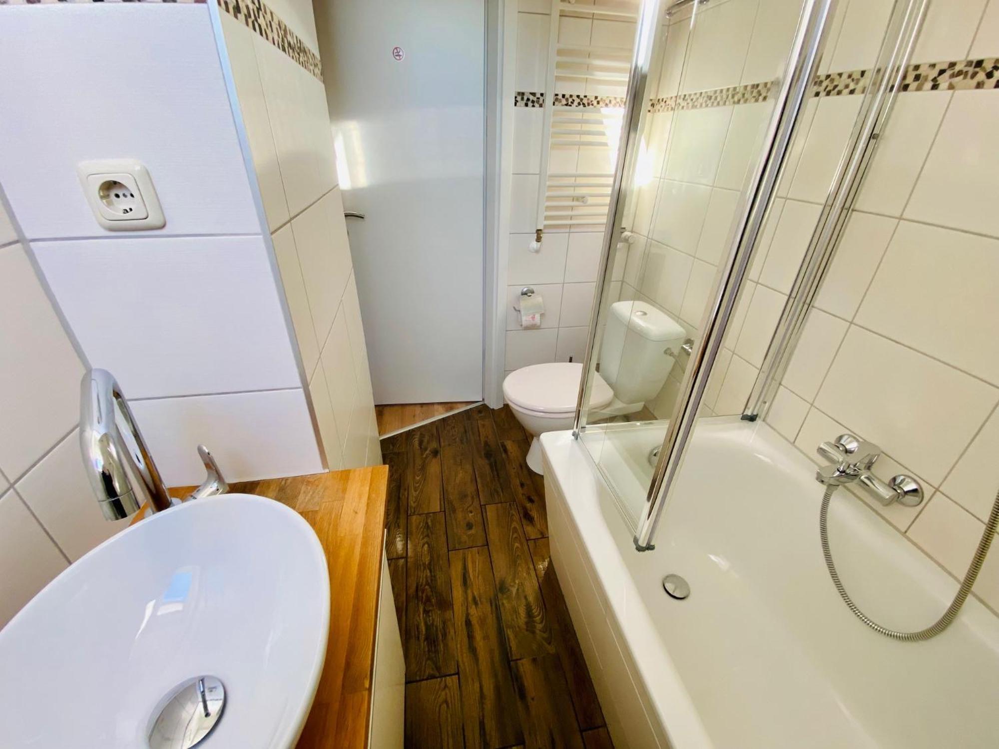 Apartment Schleusentor - Ferienwohnung Maisonette Росток Екстер'єр фото